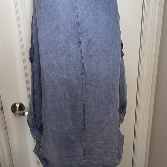 Luna Luz Lagenlook Sleeveless Pocket Washed Linen Dress - Picture 8 of 13